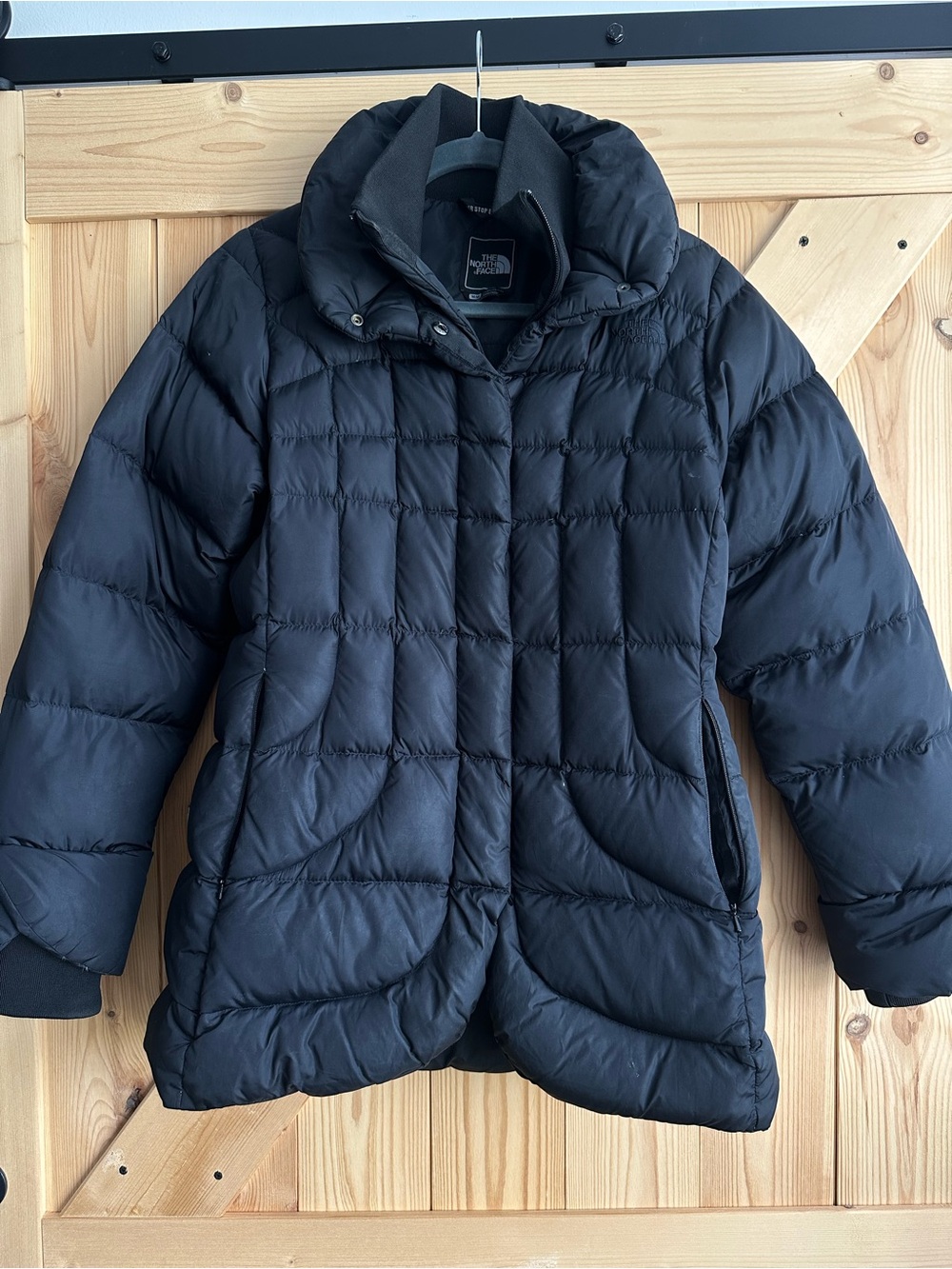The North Face Black Down Puffer Jacket Coat Size Women’s Medium
